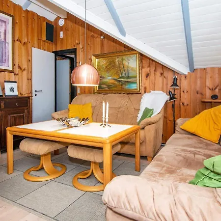 5 Person Holiday In R M Casa de Férias *